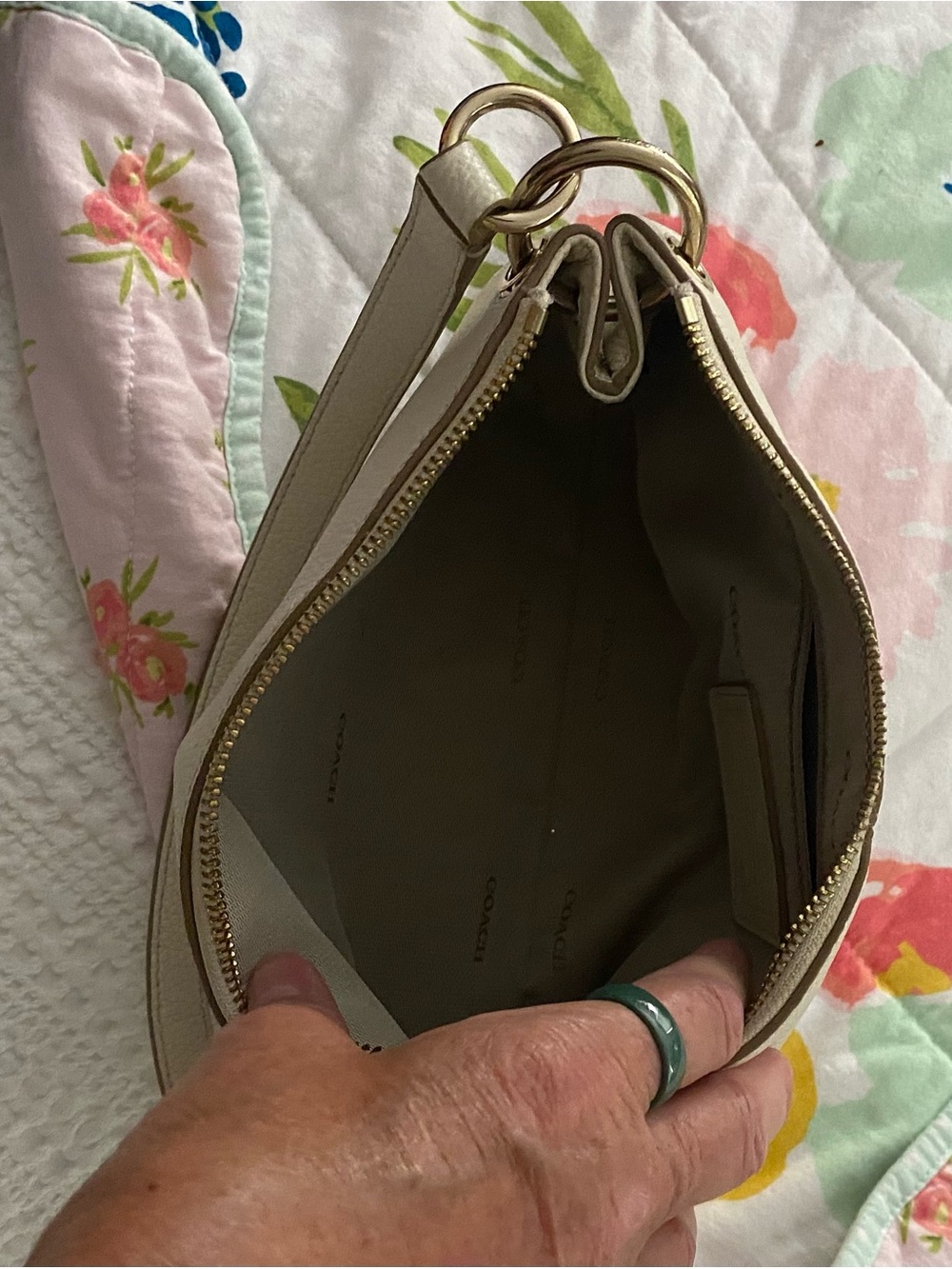 Coach limited edition heritage Cream Leather Shoulder Bag with Embossed Carriage - Picture 4 of 6